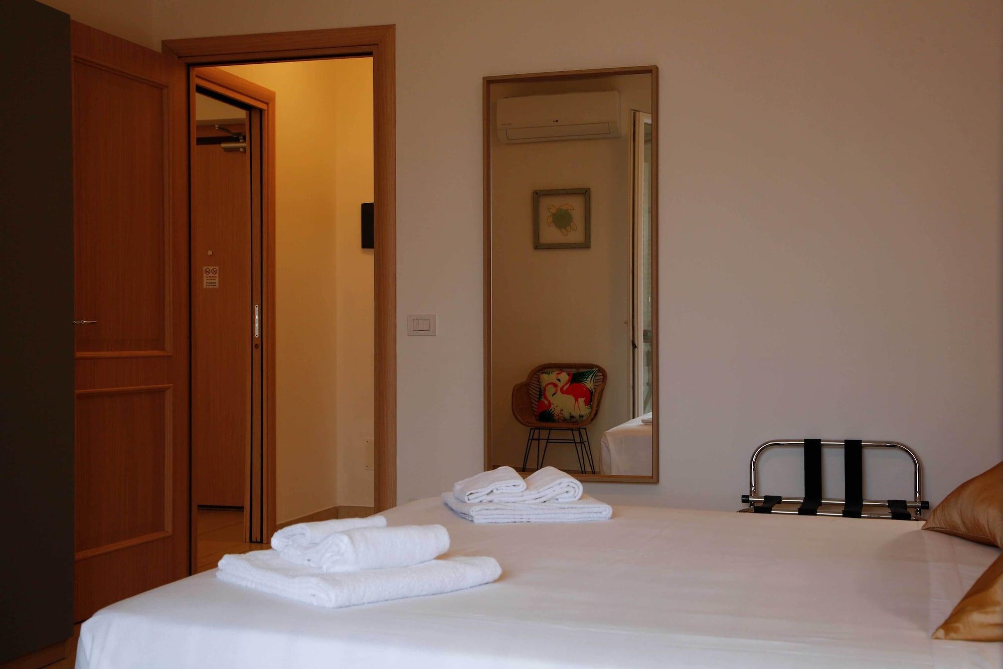 Hotel I Cinque Pini Follonica Esterno foto
