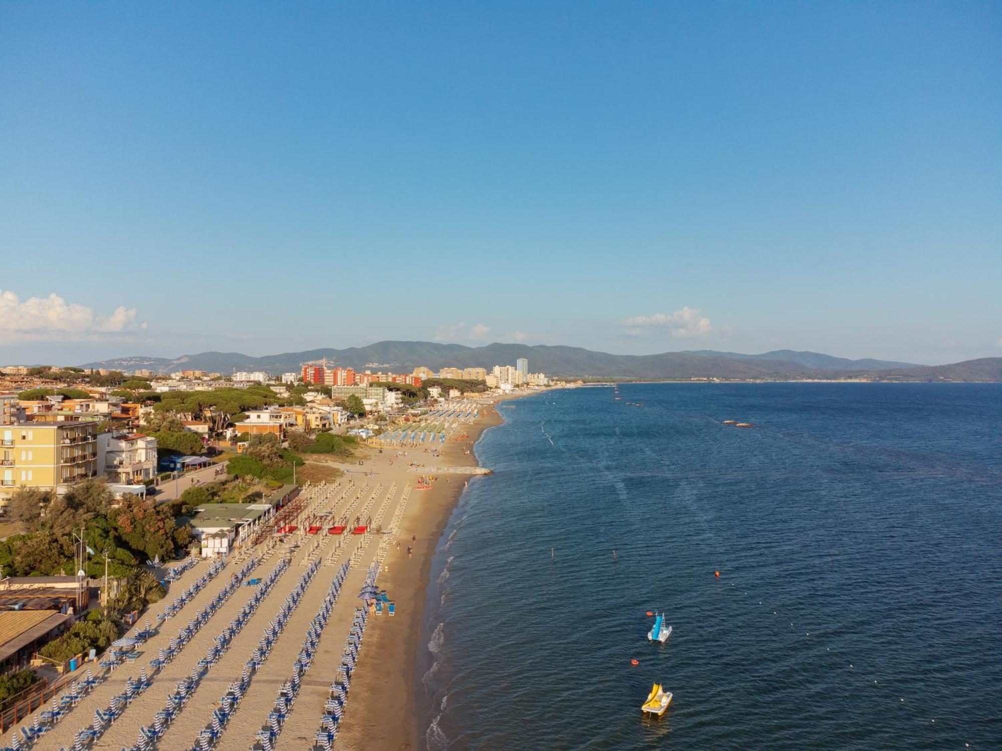 Hotel I Cinque Pini Follonica Esterno foto