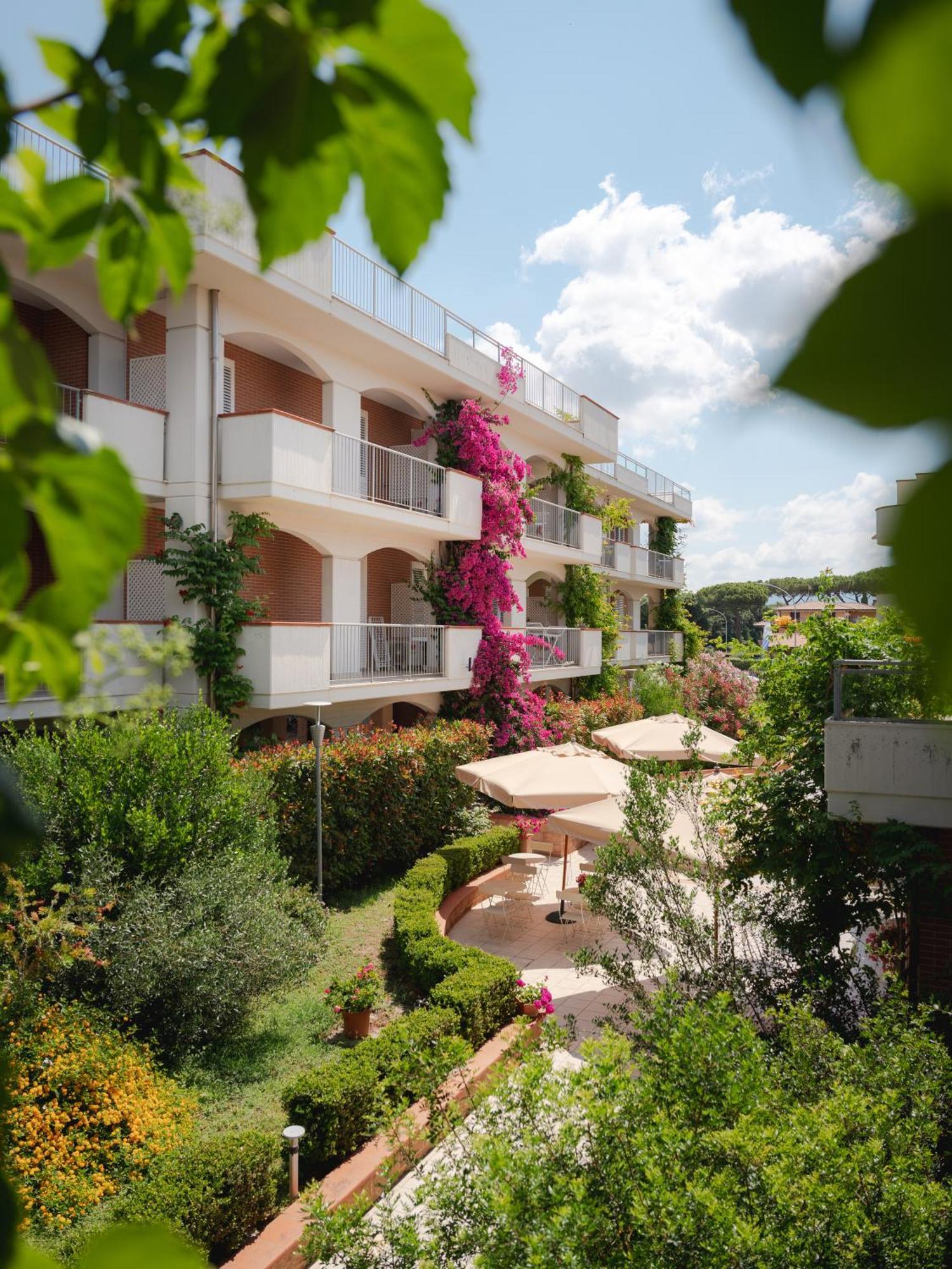 Hotel I Cinque Pini Follonica Esterno foto